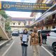 Mahasiswi Unimed, Sartika, didampingi kuasa hukumnya saat membuat laporan di Polrestabes Medan,