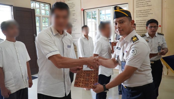 29 Warga Binaan Buddha di Rutan Kelas I Medan Terima Remisi Khusus Waisak 2026