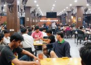 Medan Gelap Total, Warga Eksodus ke Kafe dan SPBU Usai Listrik Padam Massal di Sumatera