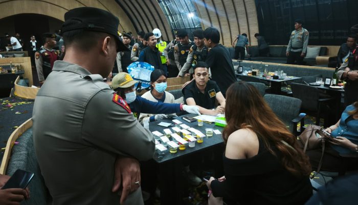 Empat THM di Medan Dirazia, Poldasu Amankan 5 Pengunjung Positif Narkoba