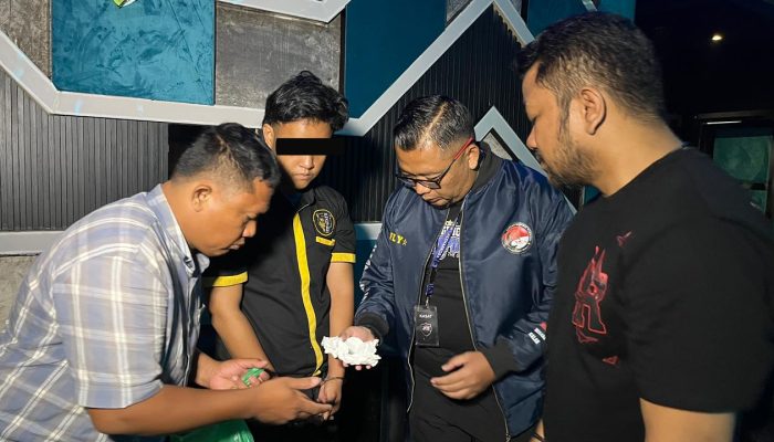 Tempat Hiburan Malam Phantom KTV Digerebek Polrestabes Medan
