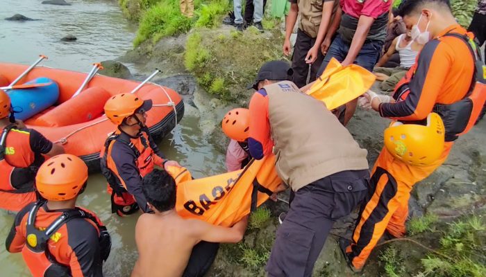 Tim SAR Gabungan Temukan Bocah Perempuan 8 Tahun yang Tenggelam di Sungai Kabero