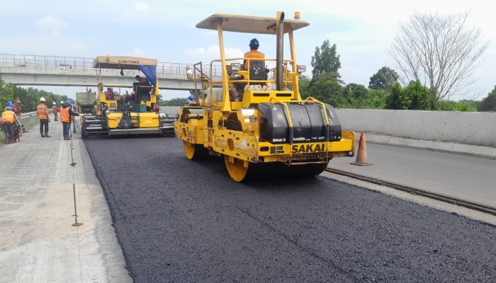 Hakaaston Rampungkan Pemeliharaan Aspal Tol Kayu Agung-Palembang