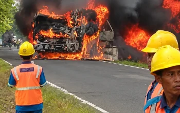 kecelakaan bus ALS Muratara yang menewaskan 16 korban akibat tabrakan dengan truk tangki di Jalan Lintas Sumatera Sumatera Selatan