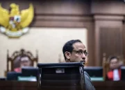 Sidang Korupsi Laptop Chromebook Nadiem Diwarnai Kericuhan