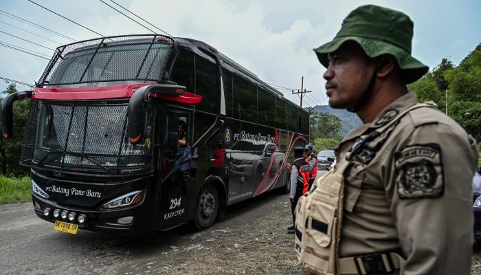 Pungli Ditertibkan, Pengunjung Pemandian Air Panas Sidebuk-Debuk Meningkat