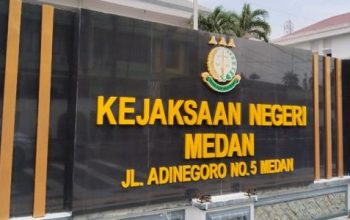 Kejaksaan Negeri (Kejari) Medan meningkatkan layanan pengantaran barang bukti yang telah berkekuatan hukum tetap (inkrah) langsung ke pemilik tanpa dipungut biaya. (Foto: Topikseru.com/Istimewa)