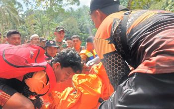 Tim SAR Gabungan Temukan Korban Terseret Arus Sungai Aek Natas