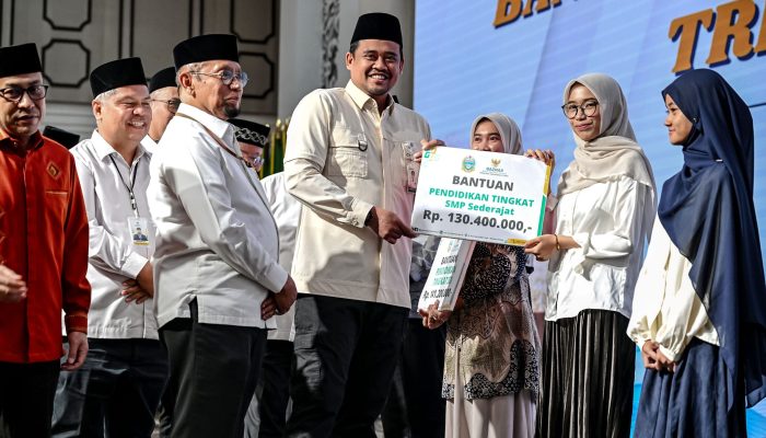 Gubsu Salurkan ZIS Rp3,5 Miliar kepada 5.051 Penerima Manfaat